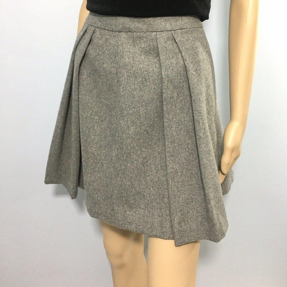 Vineyard Vines Gray Pleated Mini Skirt